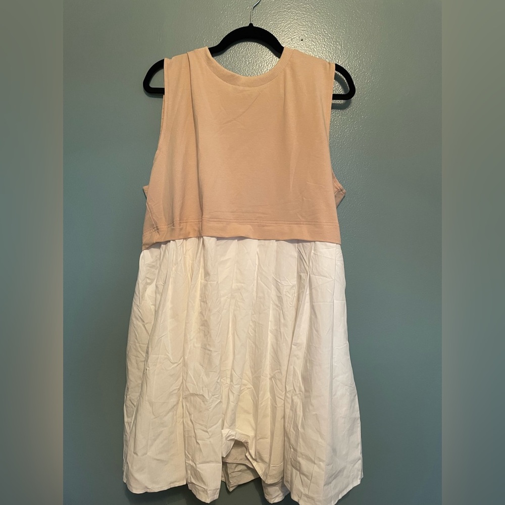 Two-Tone Sleeveless Dress